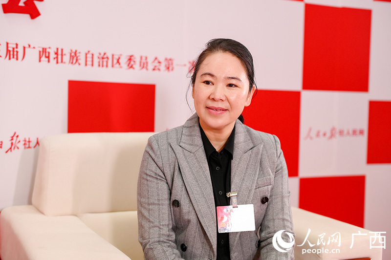 覃曼東接受專訪。人民網(wǎng)記者 嚴立政攝