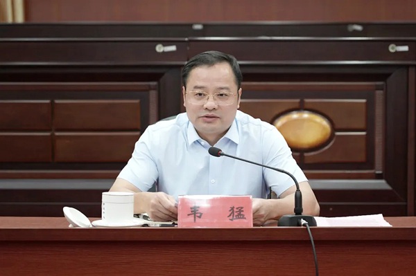 忻城縣委書記韋猛講話