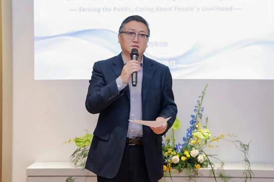 民生銀行南寧分行行長閆新國致辭。程娜攝